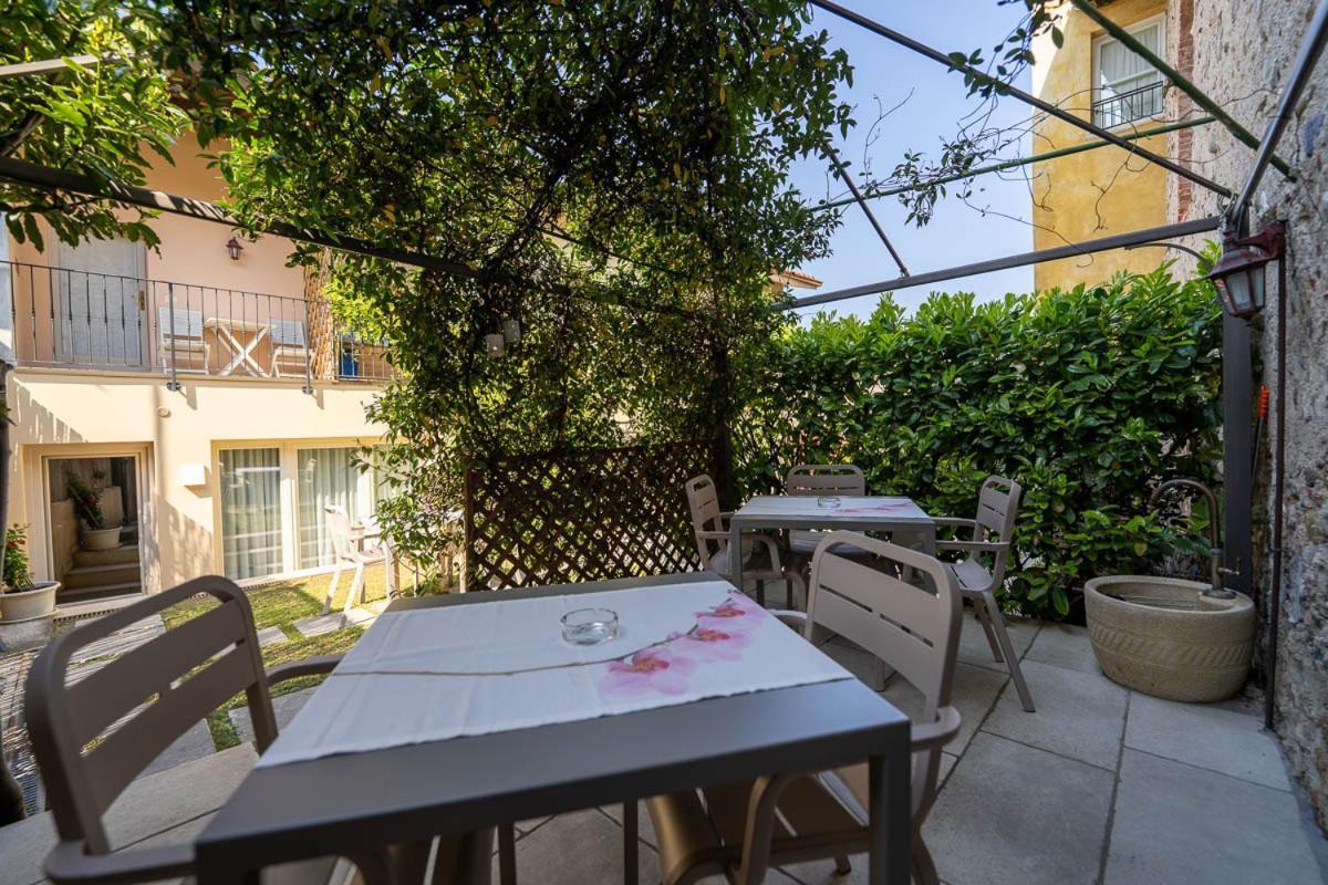 Romantic B&B Il Piccolo Paradiso San Felice del Benaco Extérieur photo