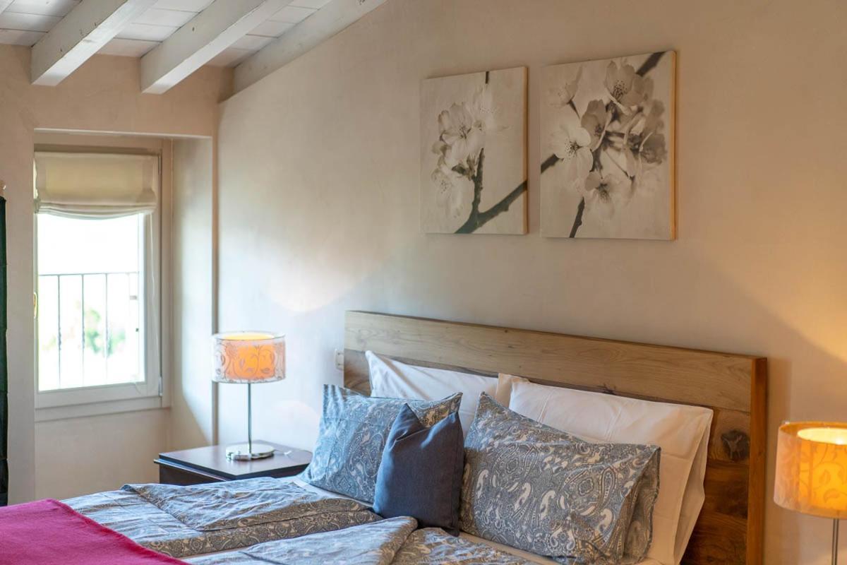 Romantic B&B Il Piccolo Paradiso San Felice del Benaco Chambre photo